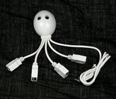������������ USB �� 4 ����� 